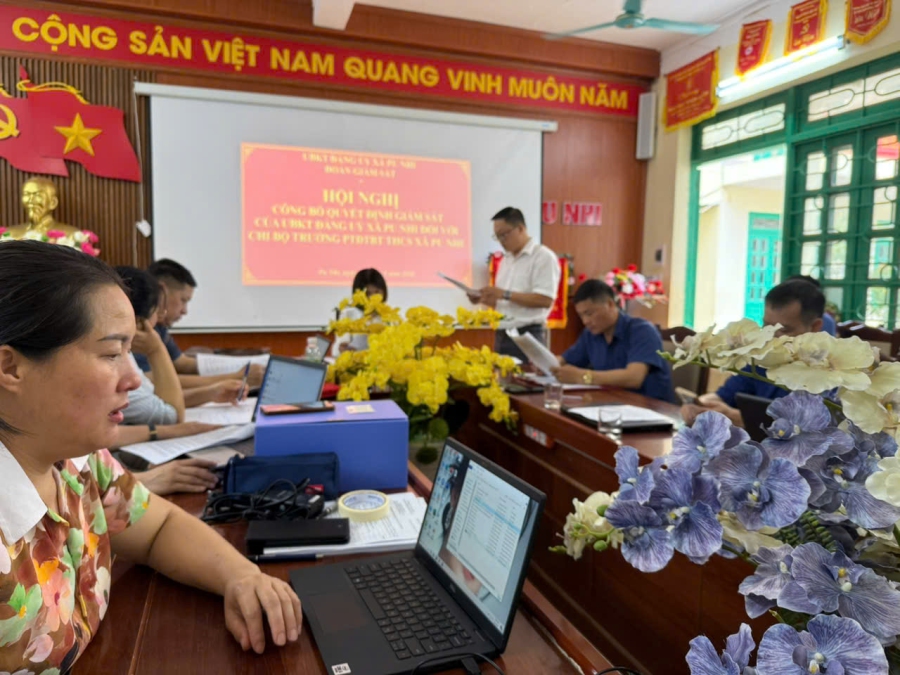 CÔNG BỐ QUYẾT ĐỊNH GIÁM SÁT CỦA UỶ BAN KIỂM TRA ĐẢNG UỶ XÃ ĐỐI VỚI CHI BỘ TRƯỜNG PTDTBT THCS PU NHI