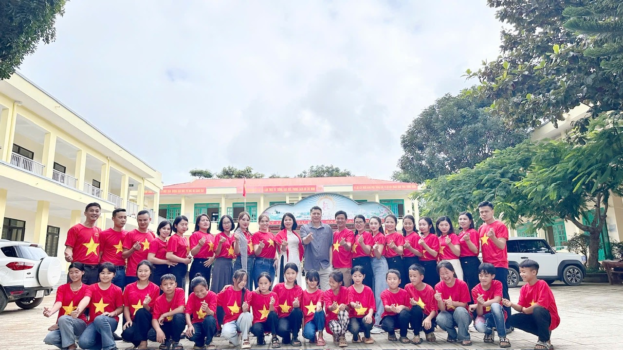 Trường PTDTBT THCS Pu Nhi