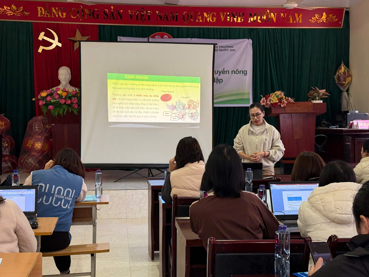 z7302070212702 276b8a1c73c452f42e35d129c47e96d5